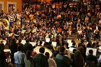 Big Band - Ricky Martin Style!