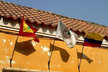 Tres Banderas Hotel